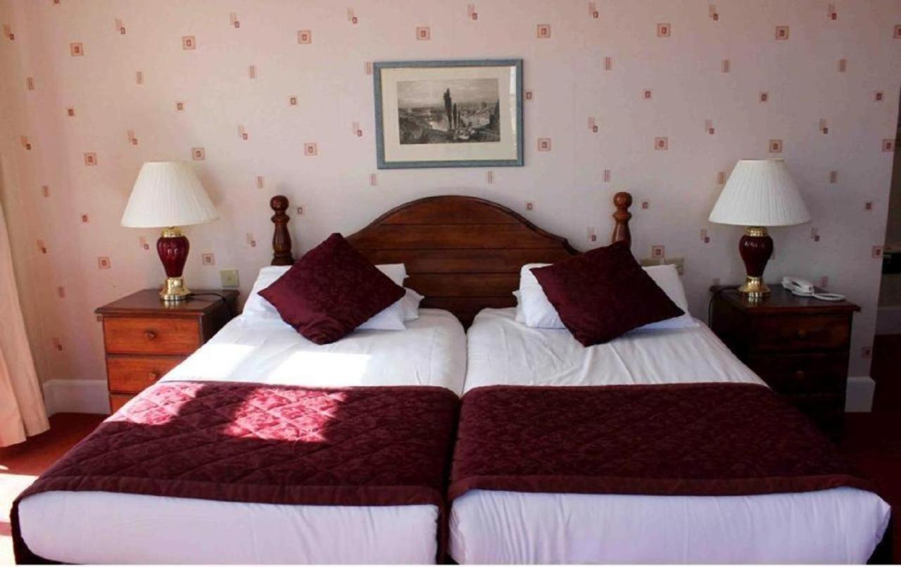 The Roundhouse Hotel 3*
